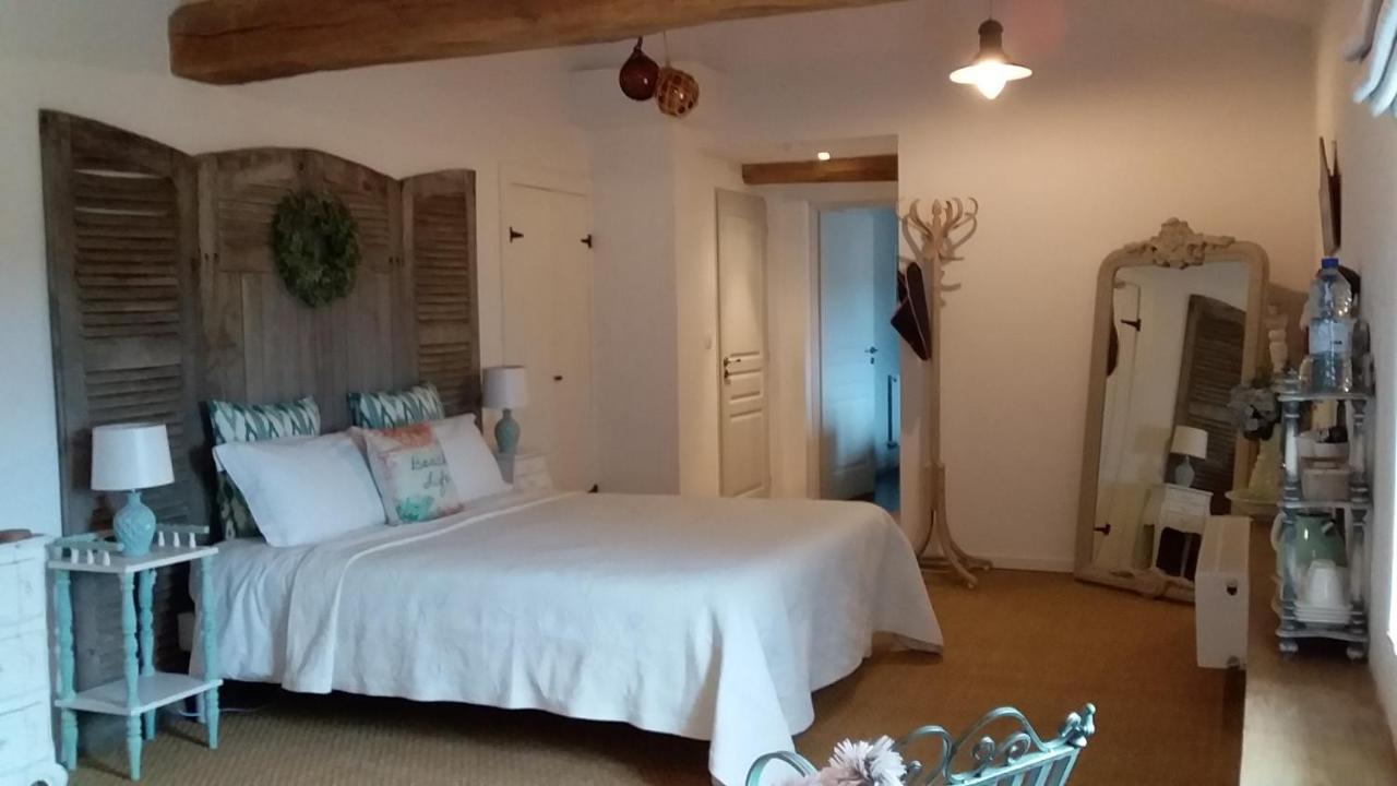 Bed and breakfast La Grange de Gournay Extérieur photo