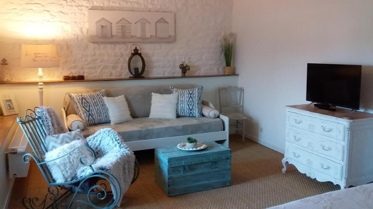 Bed and breakfast La Grange de Gournay Extérieur photo