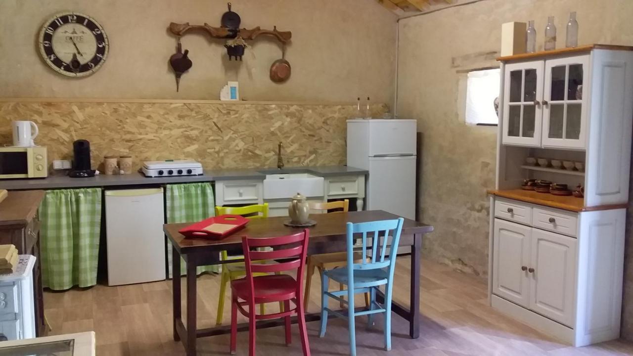 Bed and breakfast La Grange de Gournay Extérieur photo
