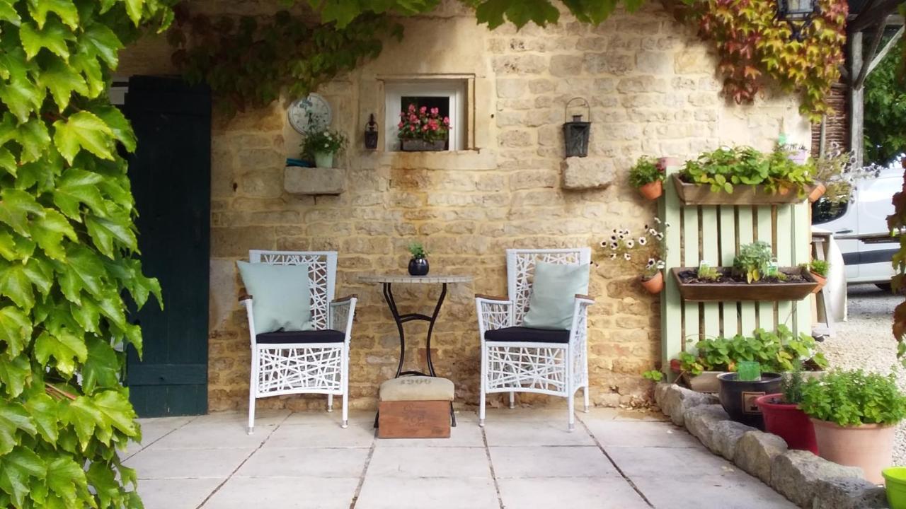 Bed and breakfast La Grange de Gournay Extérieur photo